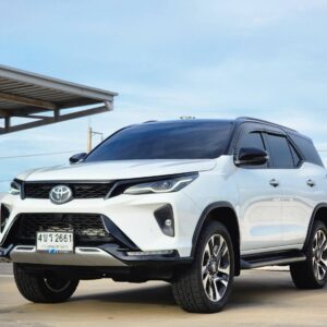 Toyota Fortuner 2.4 Leader G ปี 2022 จดทะเบียนปี 2023