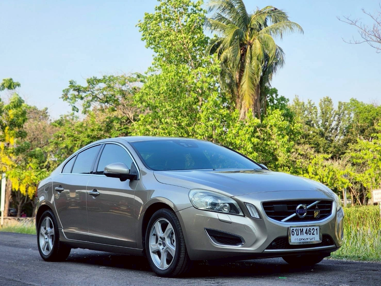 VOLVO S60 DRIVE 1.6 เบนซิน ปี 2013 - Image 4