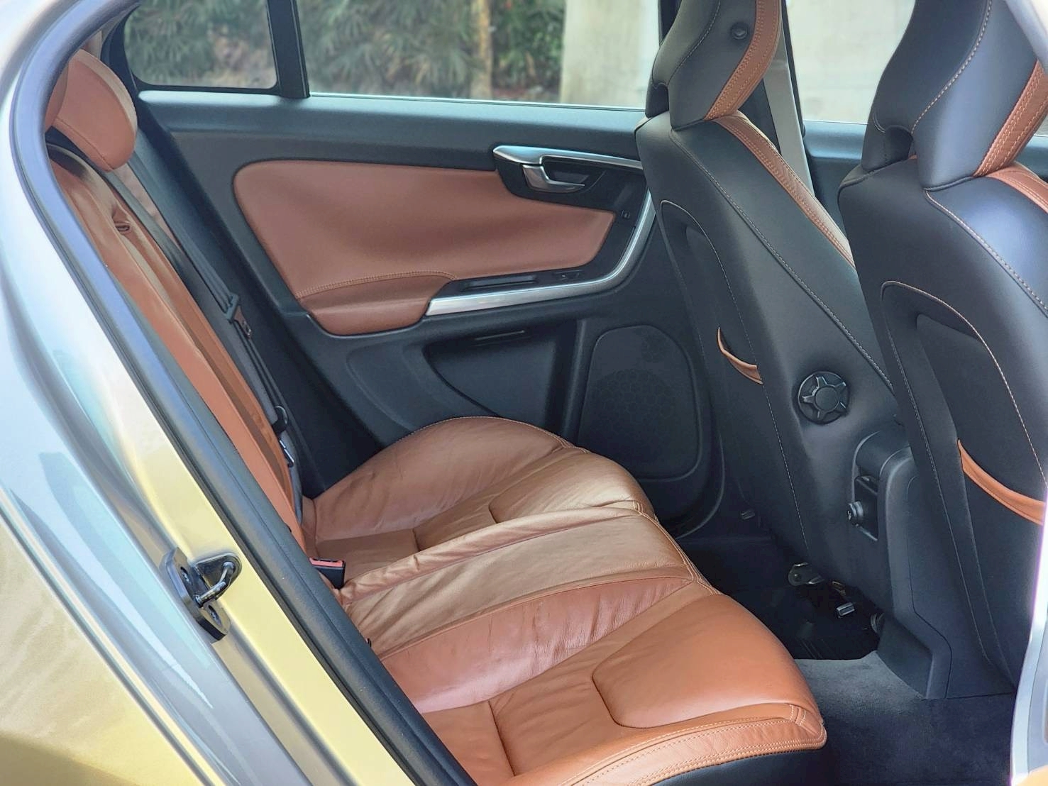 VOLVO S60 DRIVE 1.6 เบนซิน ปี 2013 - Image 9