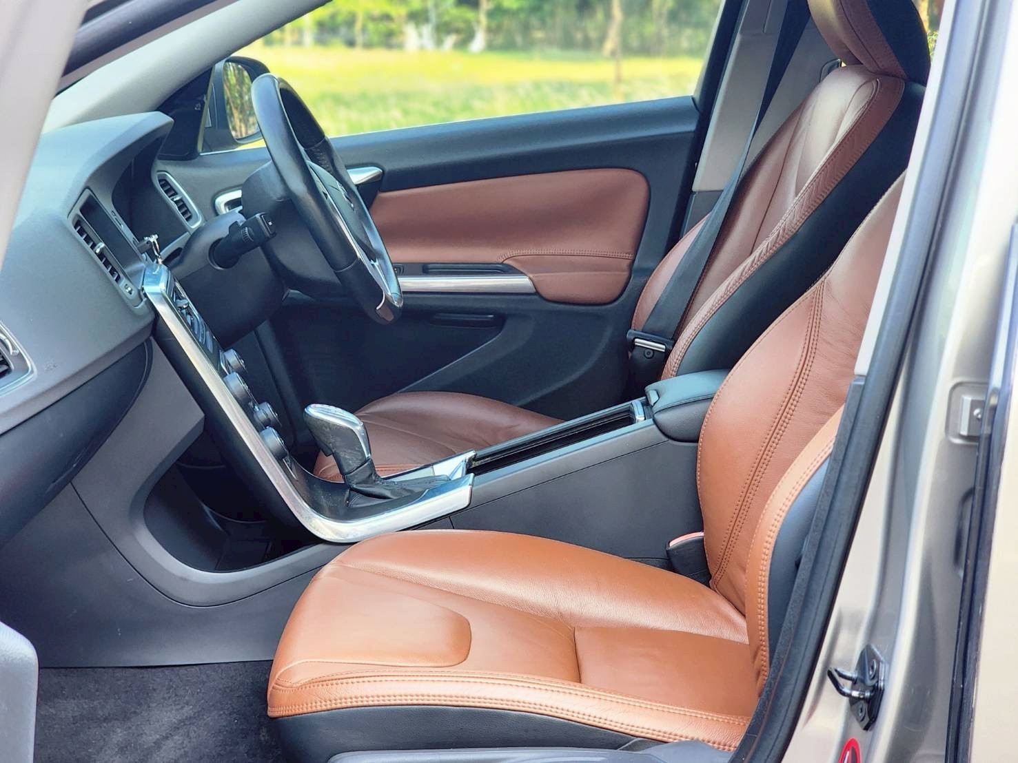 VOLVO S60 DRIVE 1.6 เบนซิน ปี 2013 - Image 10