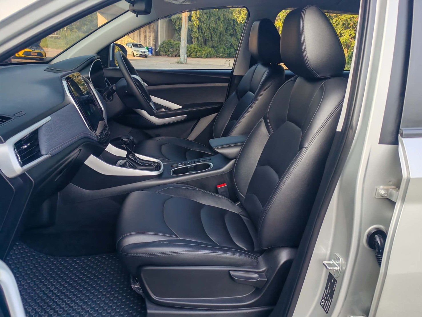 Chevrolet Captiva 1.5 Turbo LS ปี 2019 จด 2020 - Image 9