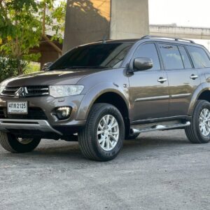 Mitsubishi Pajero Sport 2.5 GT 2WD ปี 2014 จด 2015