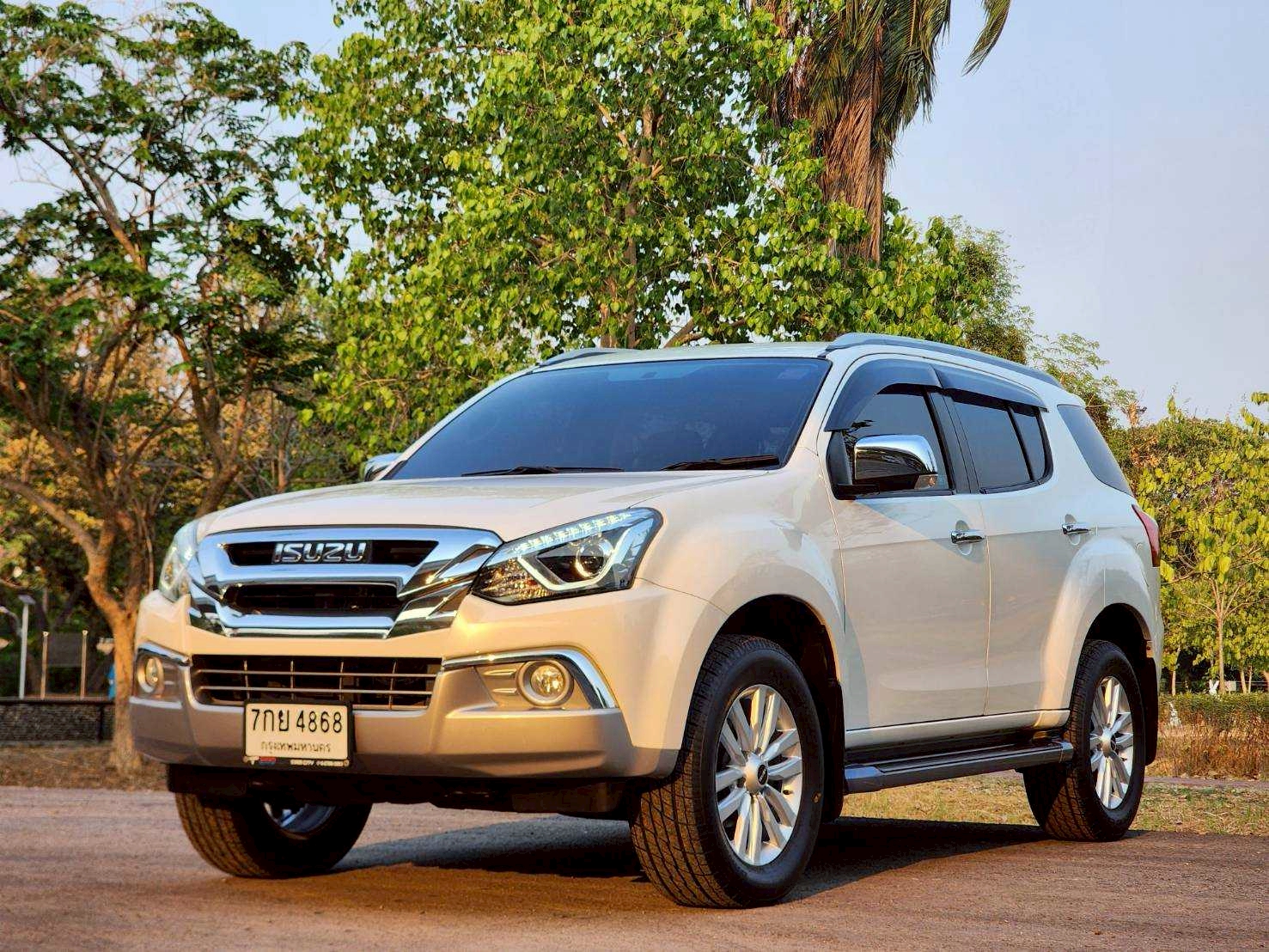ISUZU MU-X 3.0 DVD Navigator 4WD A/T ปี 2018