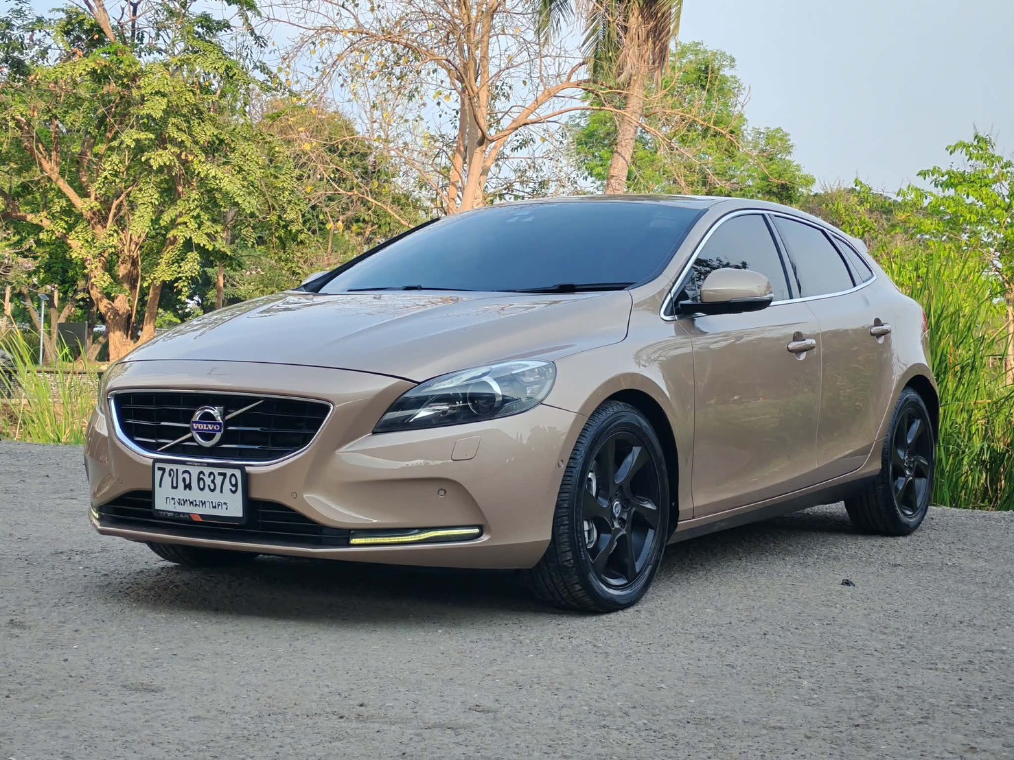 Volvo V40 T5 (Facelift) ปี 2013 จด 2014