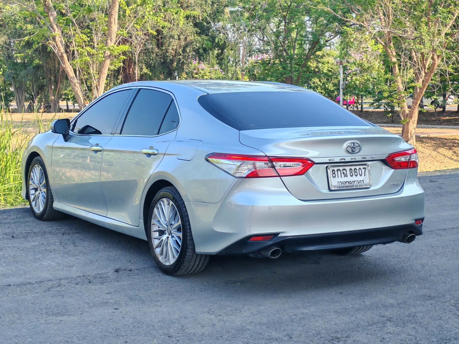 TOYOTA Camry 2.5 G ปี 2018 จด 2019 - Image 7