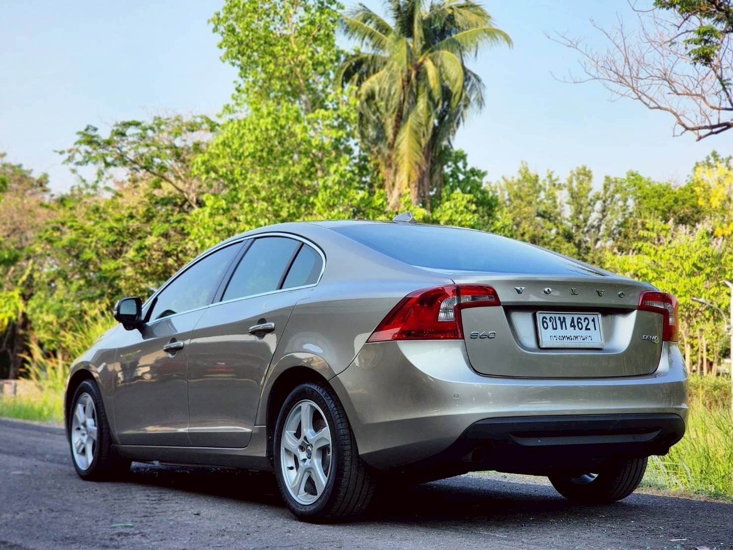 VOLVO S60 DRIVE 1.6 เบนซิน ปี 2013 - Image 7
