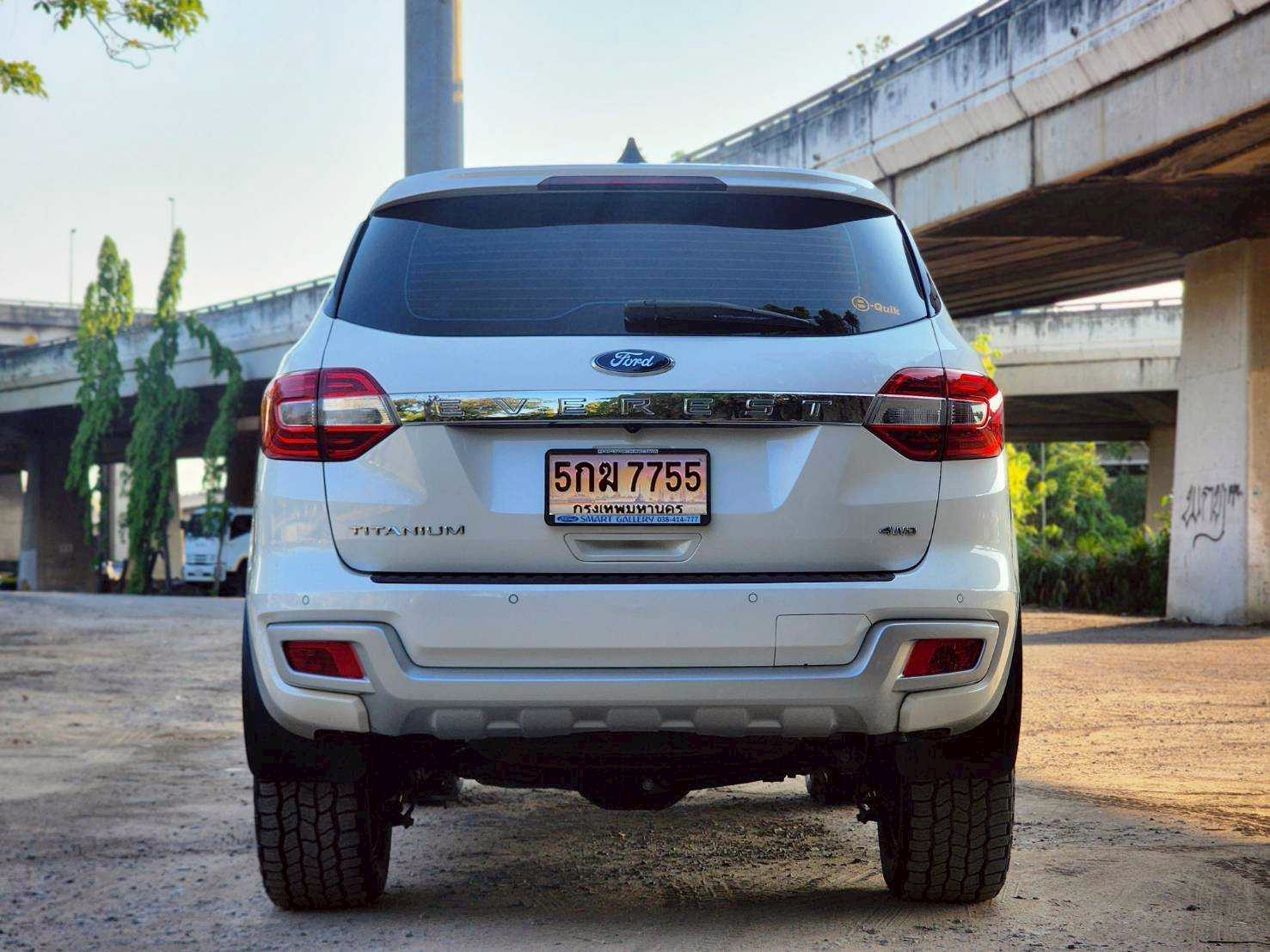 FORD EVEREST 2.0 BI-TURBO 4WD TITANIUM PLUS TOP A/T ปี 2022 - Image 6