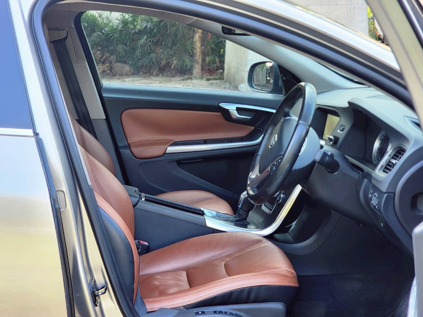 VOLVO S60 DRIVE 1.6 เบนซิน ปี 2013 - Image 8
