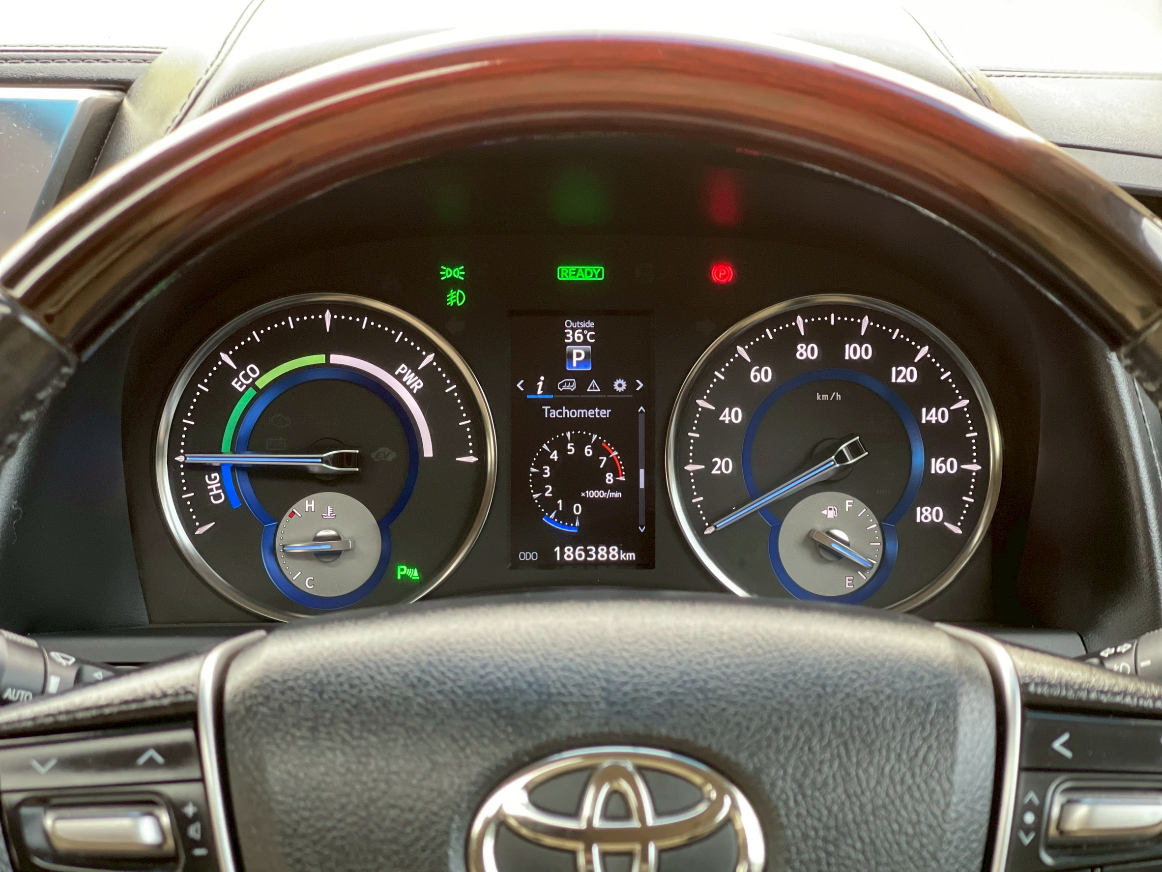 Toyota Alphard 2.5 Hybrid E-Four SRC TOP ปี 2016 จด 2017 - Image 16