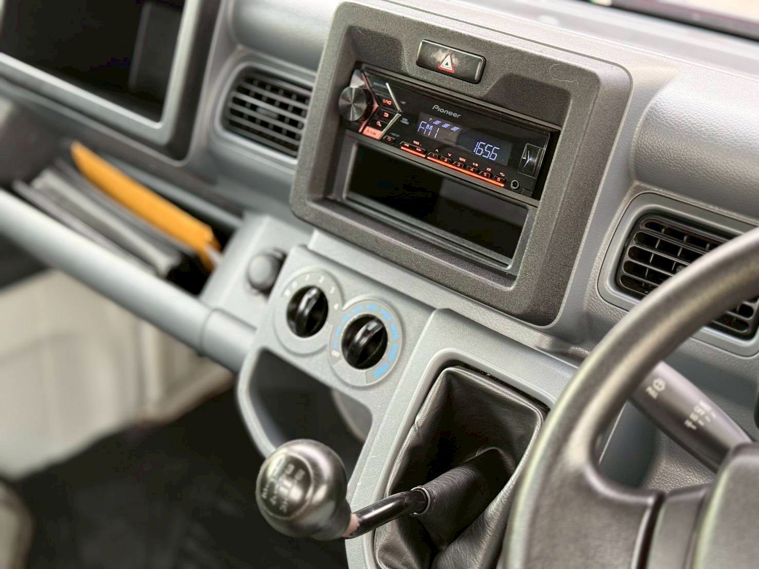 Suzuki Carry 1.5L MT ปี 2021 - Image 9