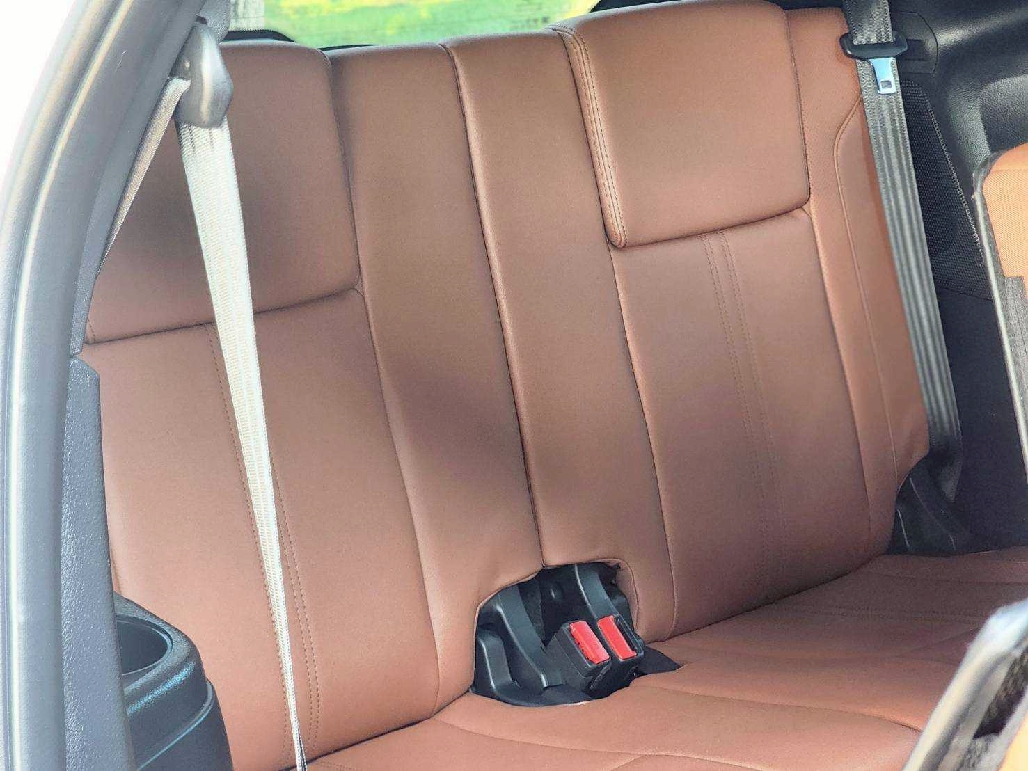 FORD EVEREST 2.0 BI-TURBO 4WD TITANIUM PLUS TOP A/T ปี 2022 - Image 11