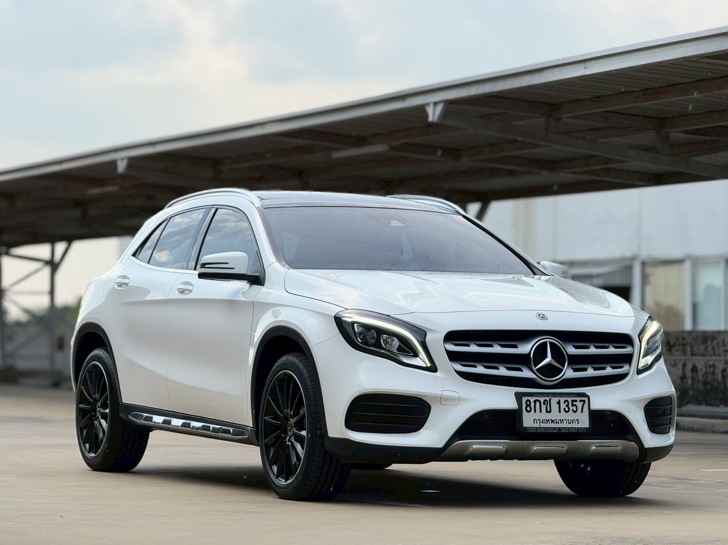 MERCEDES BENZ GLA250 AMG SUNROOF FACELIFT TOP ปี 2018 จด 2019 - Image 4