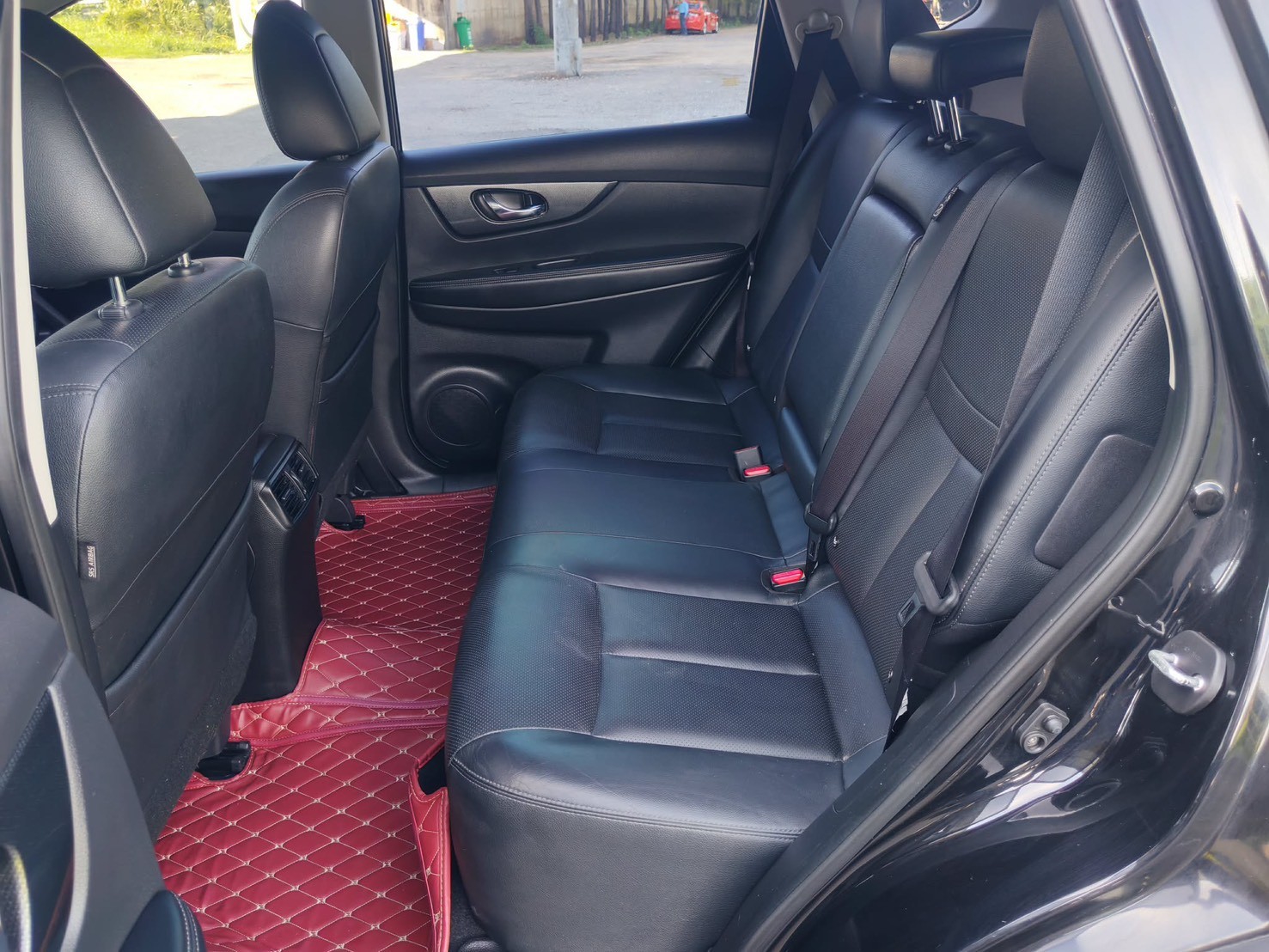 NISSAN X-TRAIL 2.0 V HYBRID 4X4 ปี 2017 - Image 11