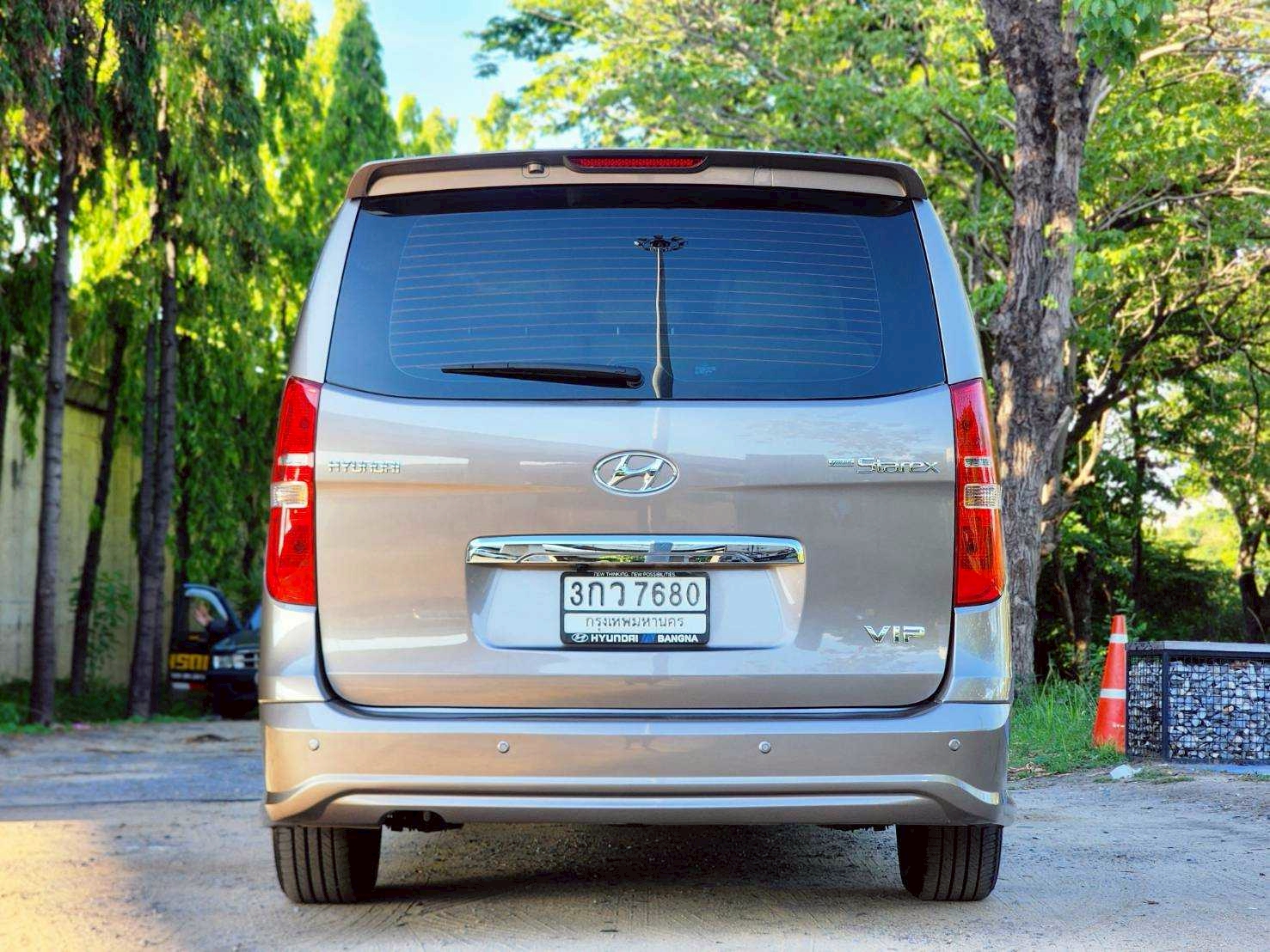 HYUNDAI GRAND STAREX 2.5 PREMIUM ปี 2013 จด 2014 - Image 5