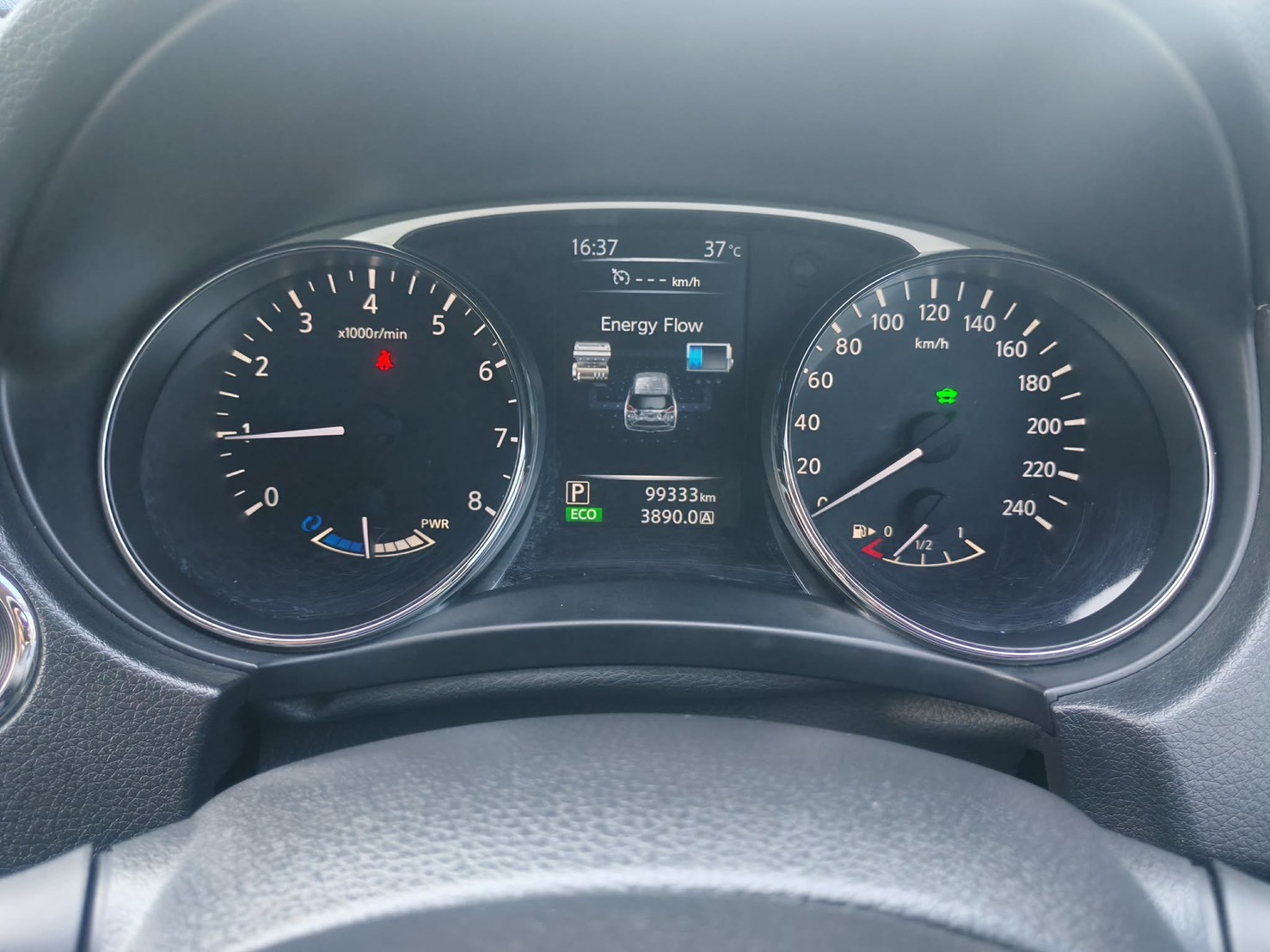 NISSAN X-TRAIL 2.0 V HYBRID 4X4 ปี 2017 - Image 16