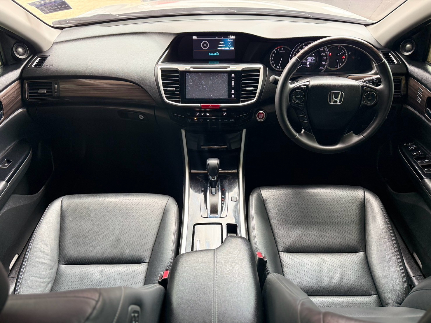 HONDA ACCORD 2.4 EL MNC ปี 2016 - Image 12