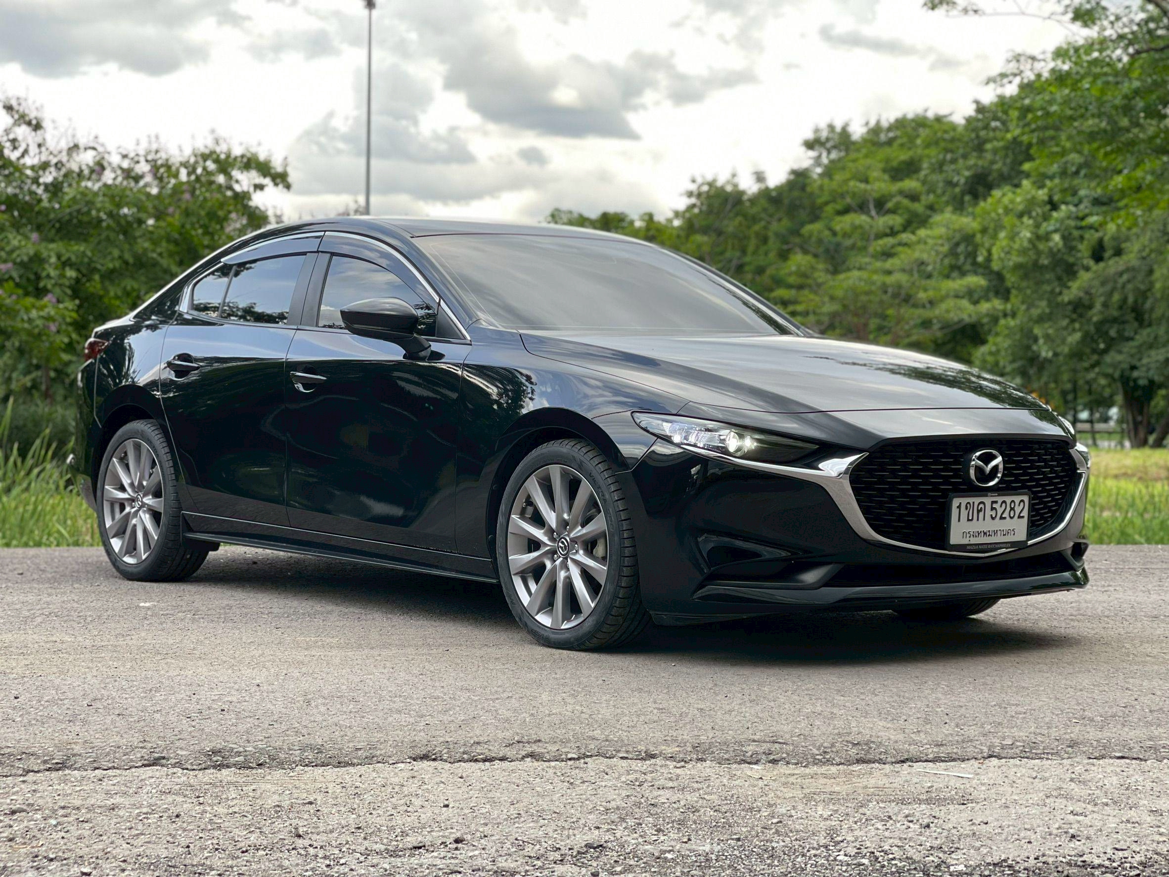 Mazda 3 2.0S TOP ปี 2019 จดปี 2020 - Image 4