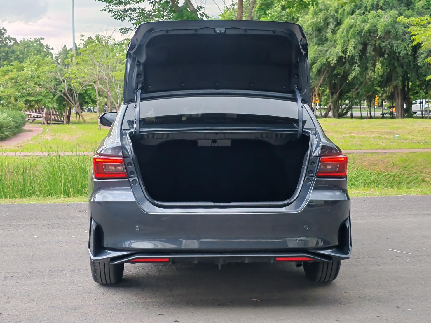 TOYOTA YARIS ATIV 1.2 SMART ปี 2025 - Image 18
