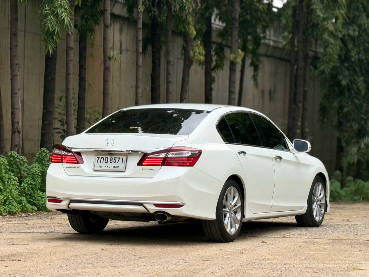 HONDA ACCORD 2.4 EL MNC ปี 2016 - Image 7