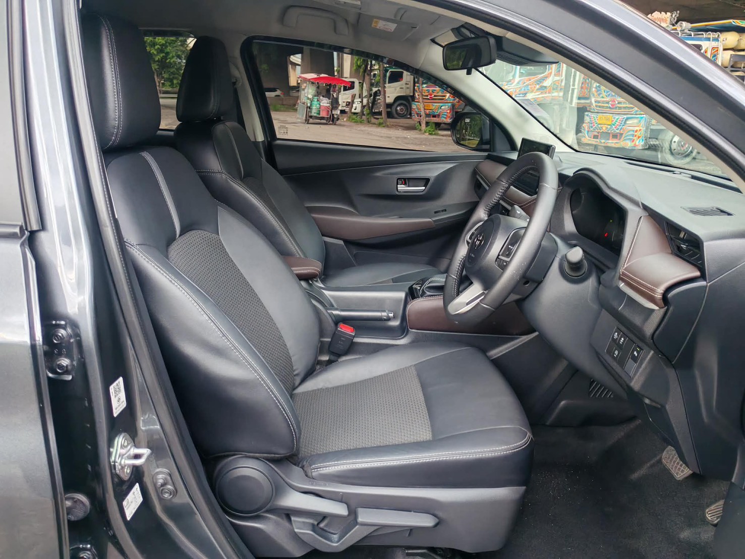 TOYOTA YARIS ATIV 1.2 SMART ปี 2025 - Image 8