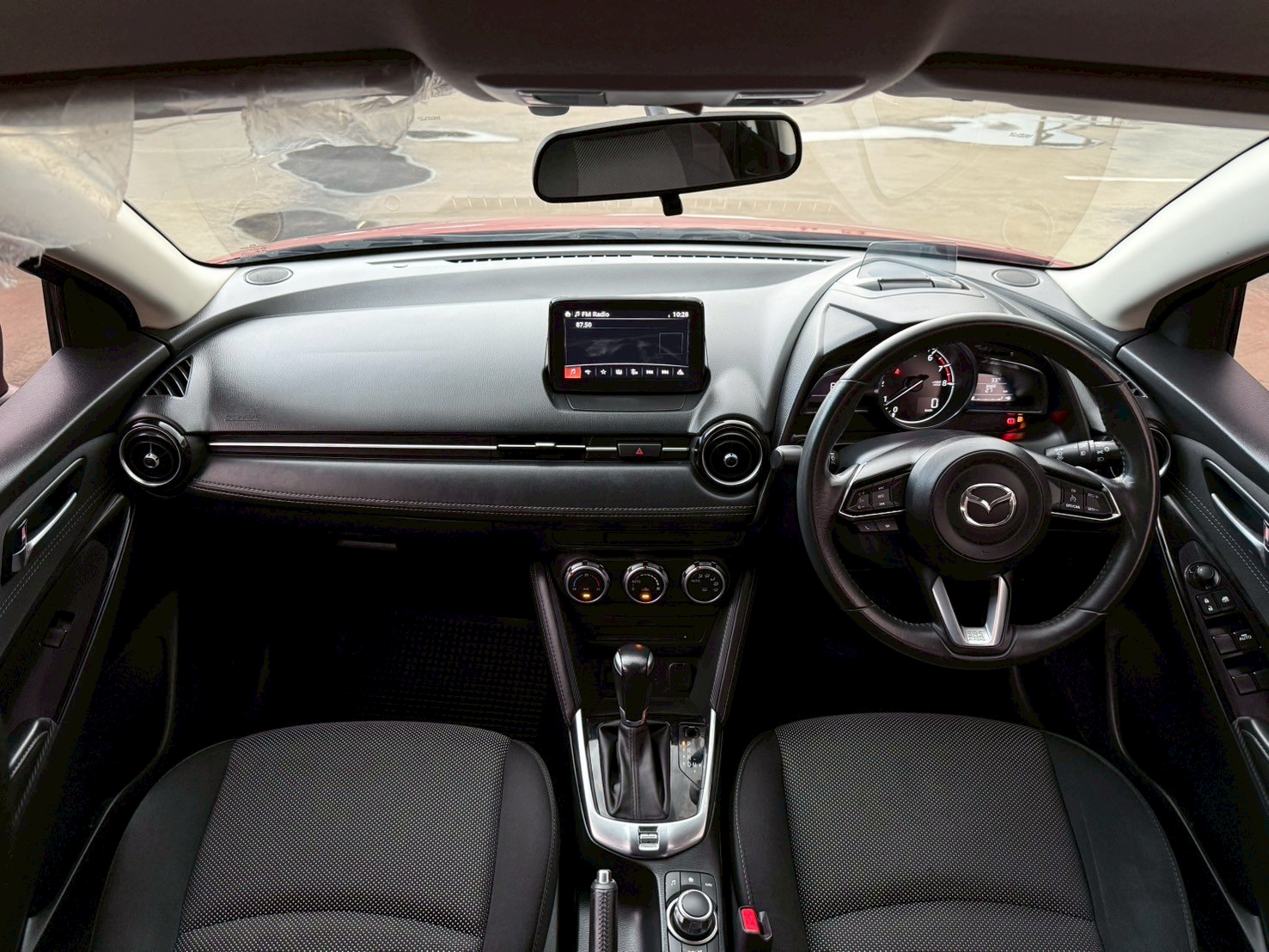 Mazda 2 1.3 Sedan High Connect ปี 2018 จดทะเบียน 2019 - Image 12