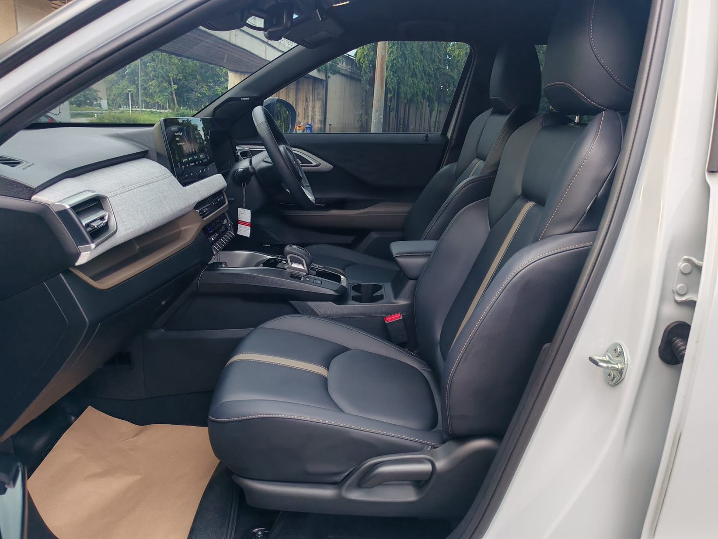 MITSUBISHI XFORCE 1.6HEV ULTIMATE TOP ปี 2025 - Image 10