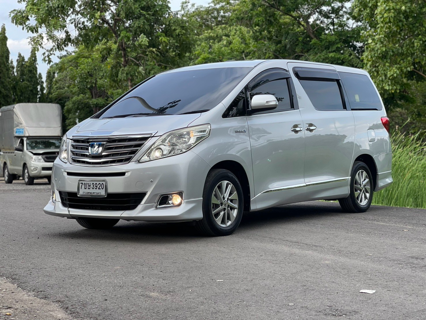TOYOTA ALPHARD 2.4 Hybrid MNC ปี 2013