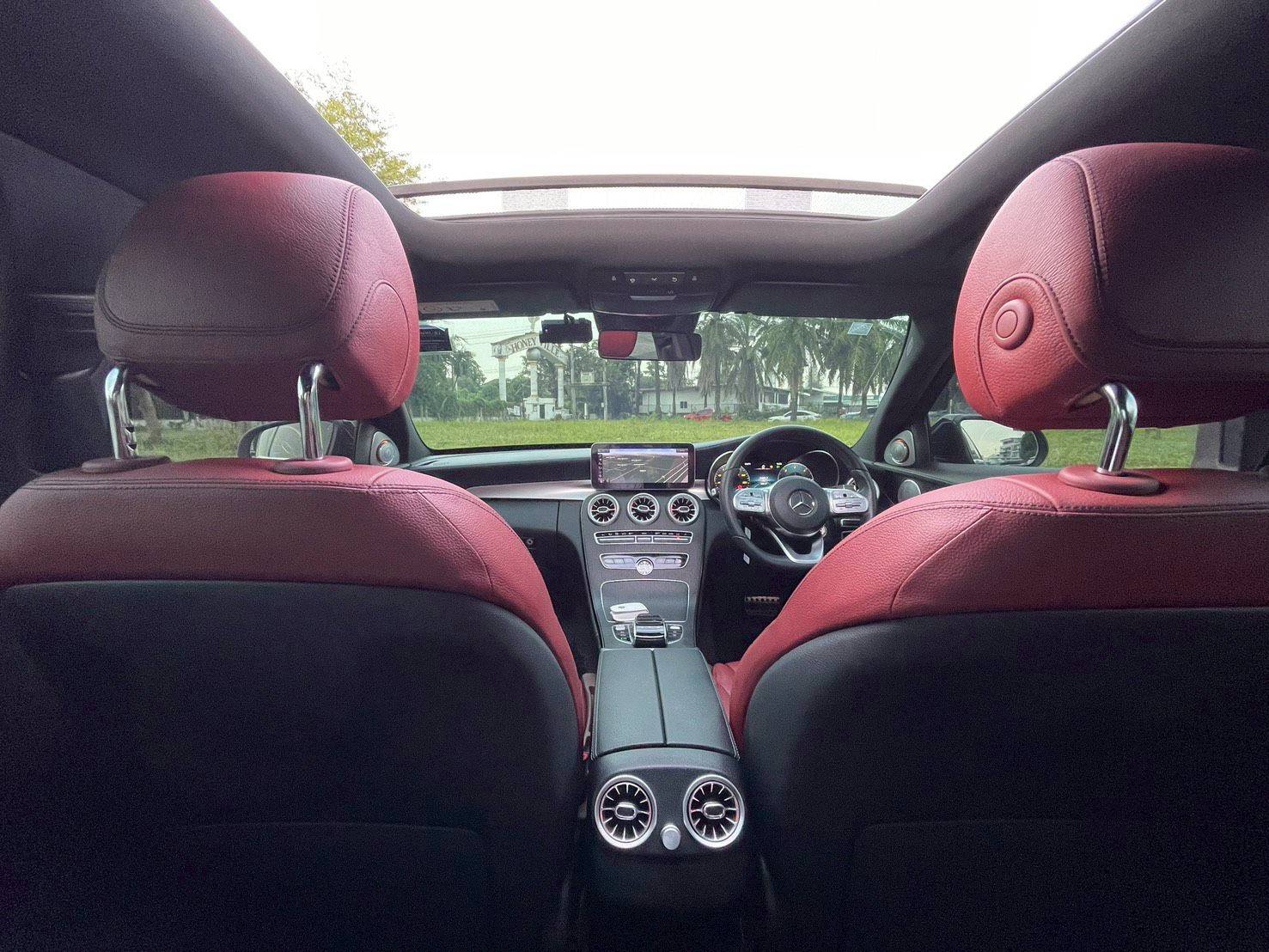 Benz C220d 2.0 AMG Dynamic facelife ปี 2020 - Image 12
