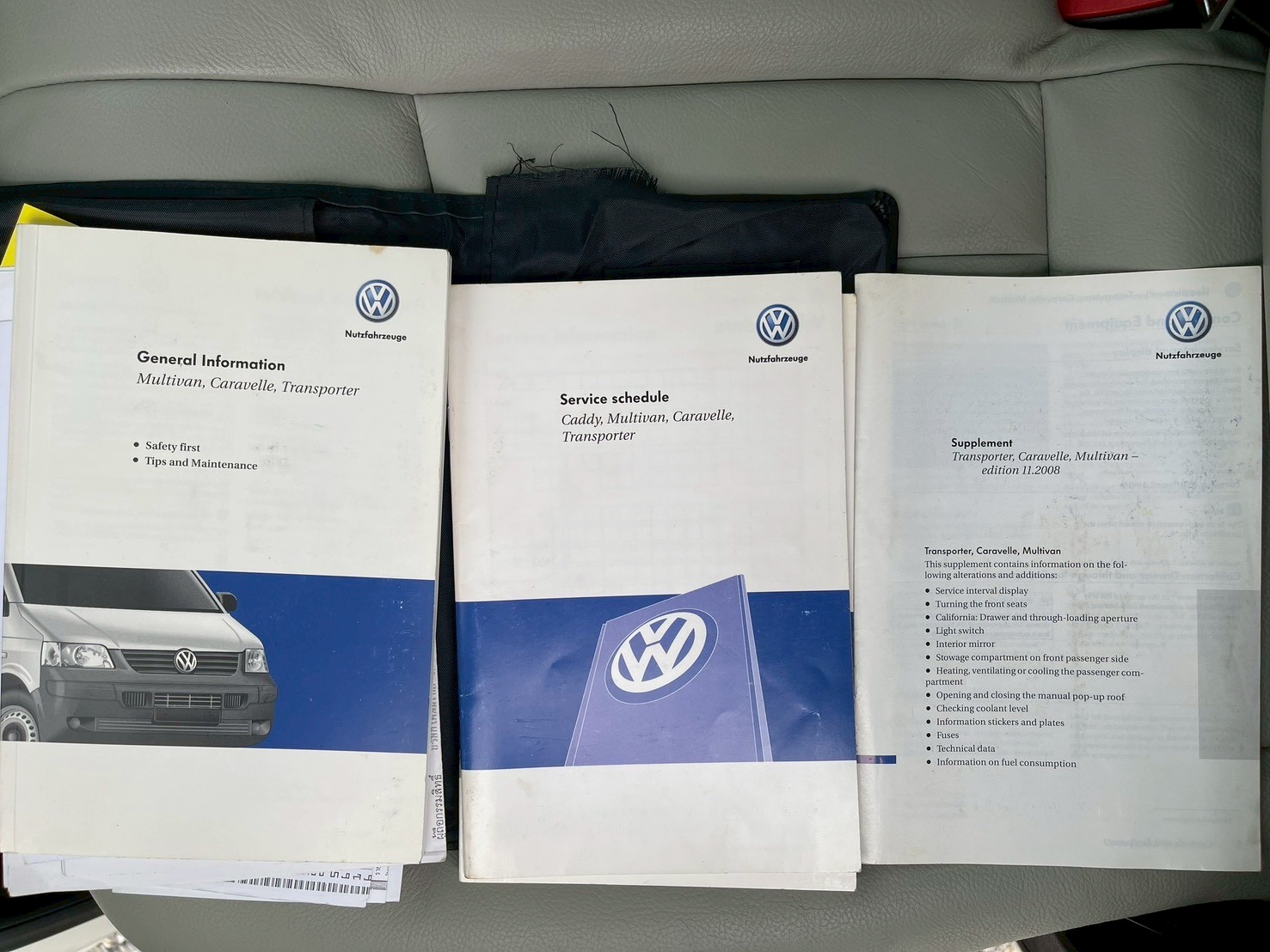 Volkswagen caravelle 2.5 TDI ปี 2010 - Image 17
