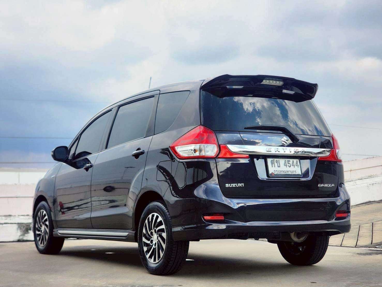 Suzuki Ertiga DREZA 1.4 GL ปี 2016 - Image 5