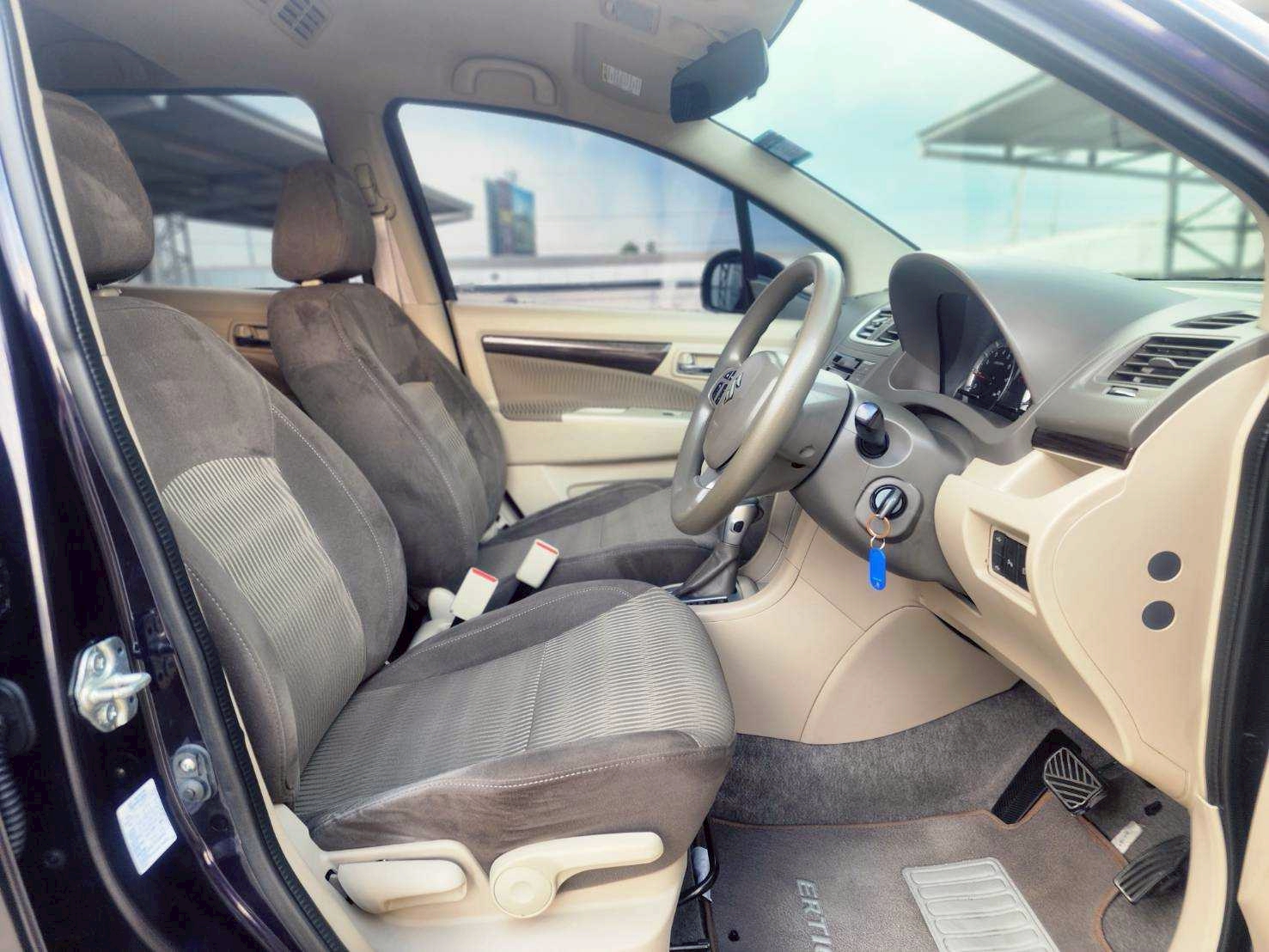 Suzuki Ertiga DREZA 1.4 GL ปี 2016 - Image 8