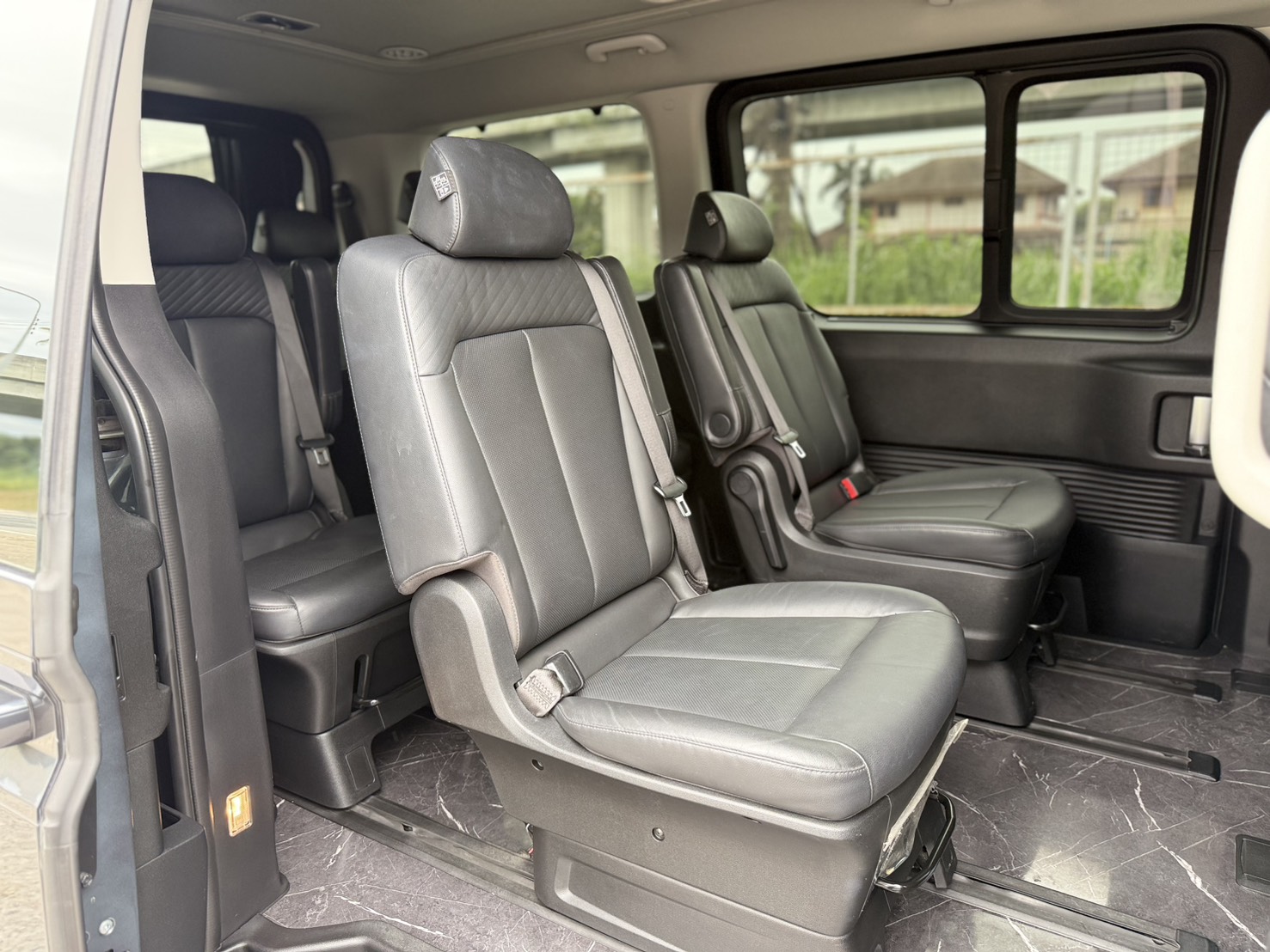 HYUNDAI STARIA 2.2 SEL ปี 2021 - Image 9