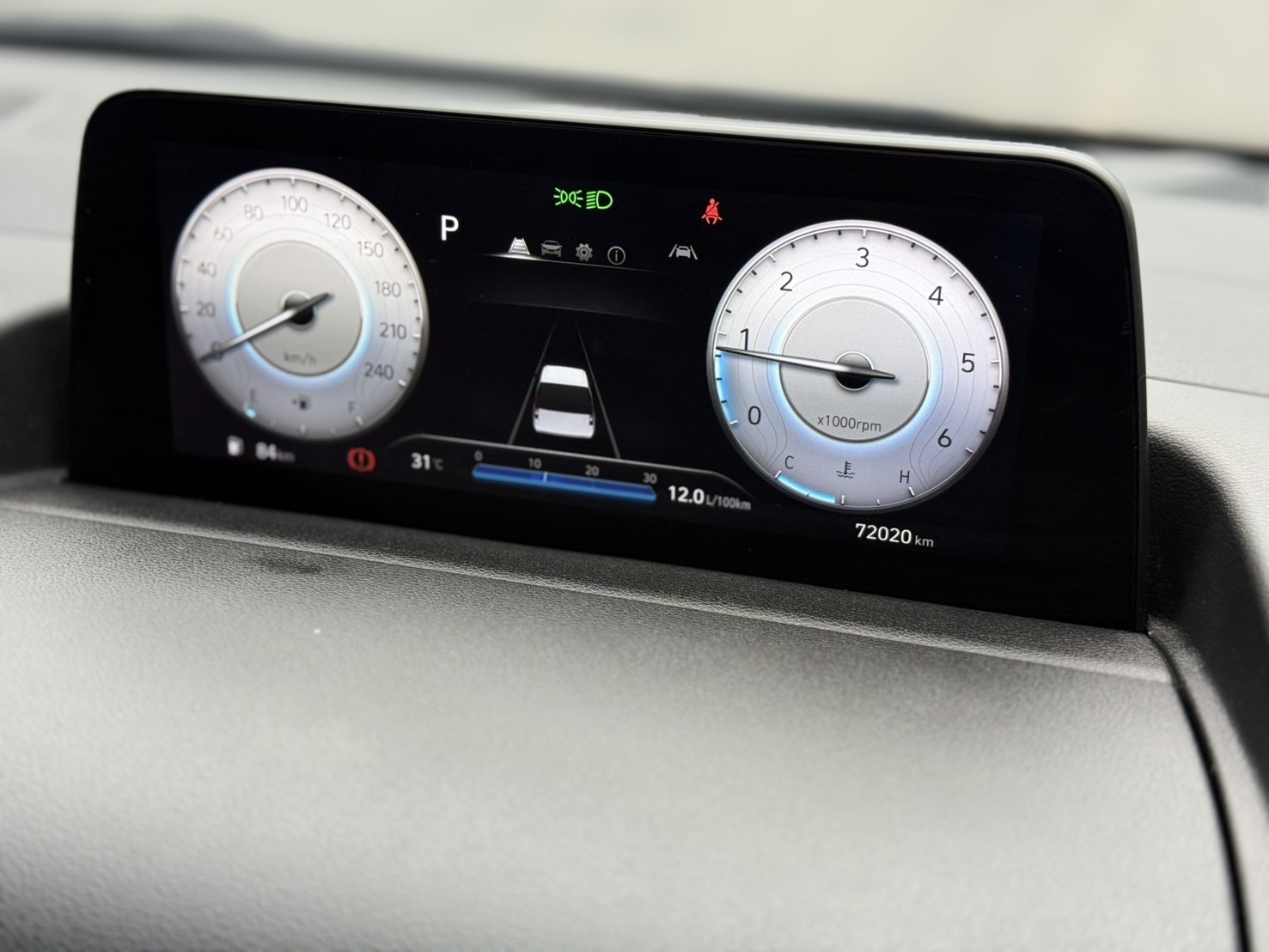 HYUNDAI STARIA 2.2 SEL ปี 2021 - Image 15