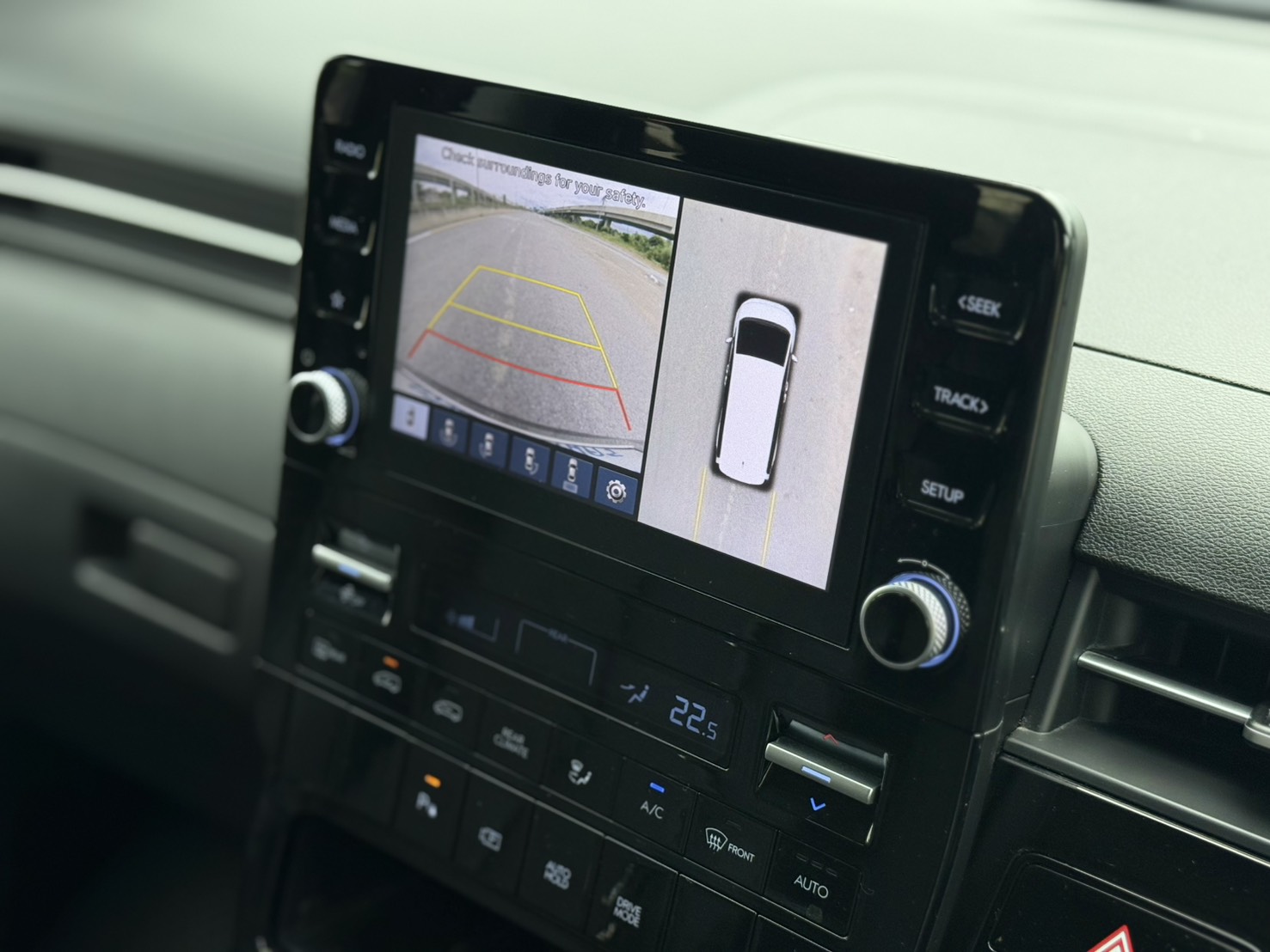 HYUNDAI STARIA 2.2 SEL ปี 2021 - Image 16