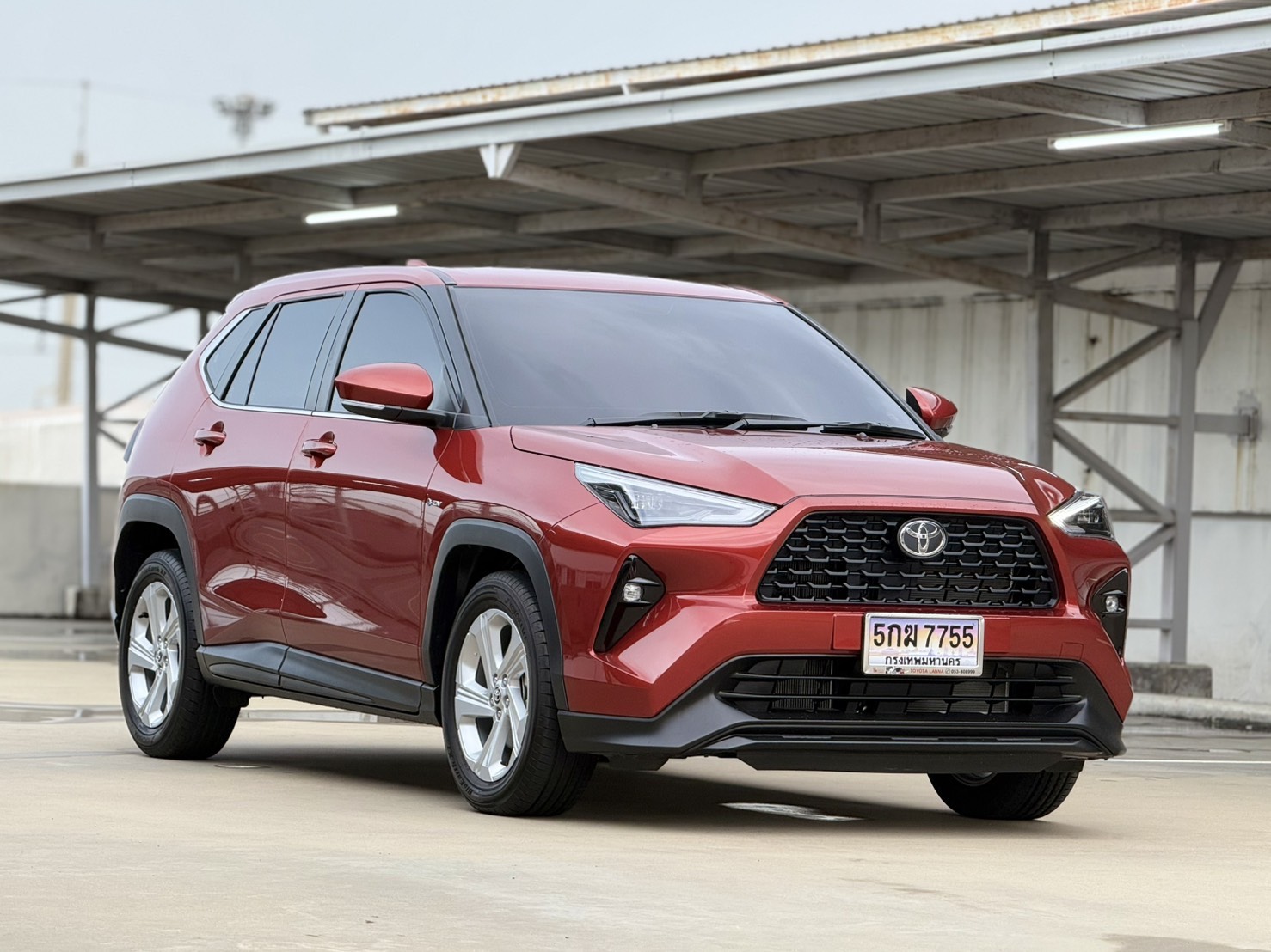 TOYOTA Yaris Cross 1.5 Hybrid Smart A/T ปี 2024 จด2025 - Image 4