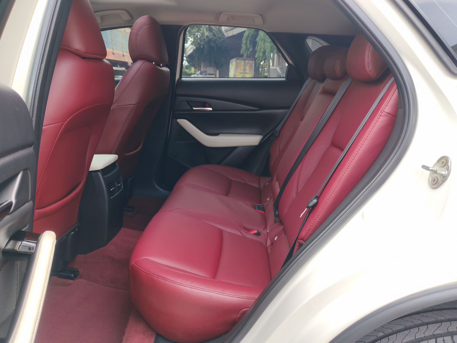 Mazda CX-30 2.0SP ตัวพิเศษ 100 ปี สีขาวมุก ปี2021 - Image 13