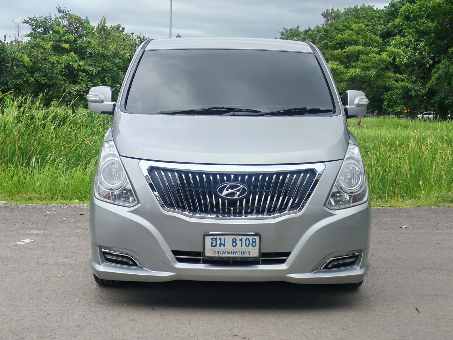 Hyundai H1 ตัว Deluxe ปี 2012 จด 2013 - Image 3