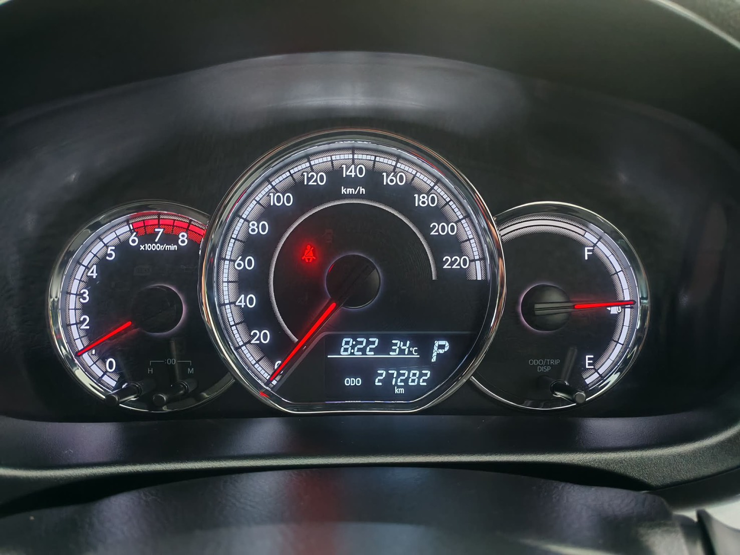TOYOTA Yaris Eco Hatchback 1.2 Premium ปี 2023 - Image 16