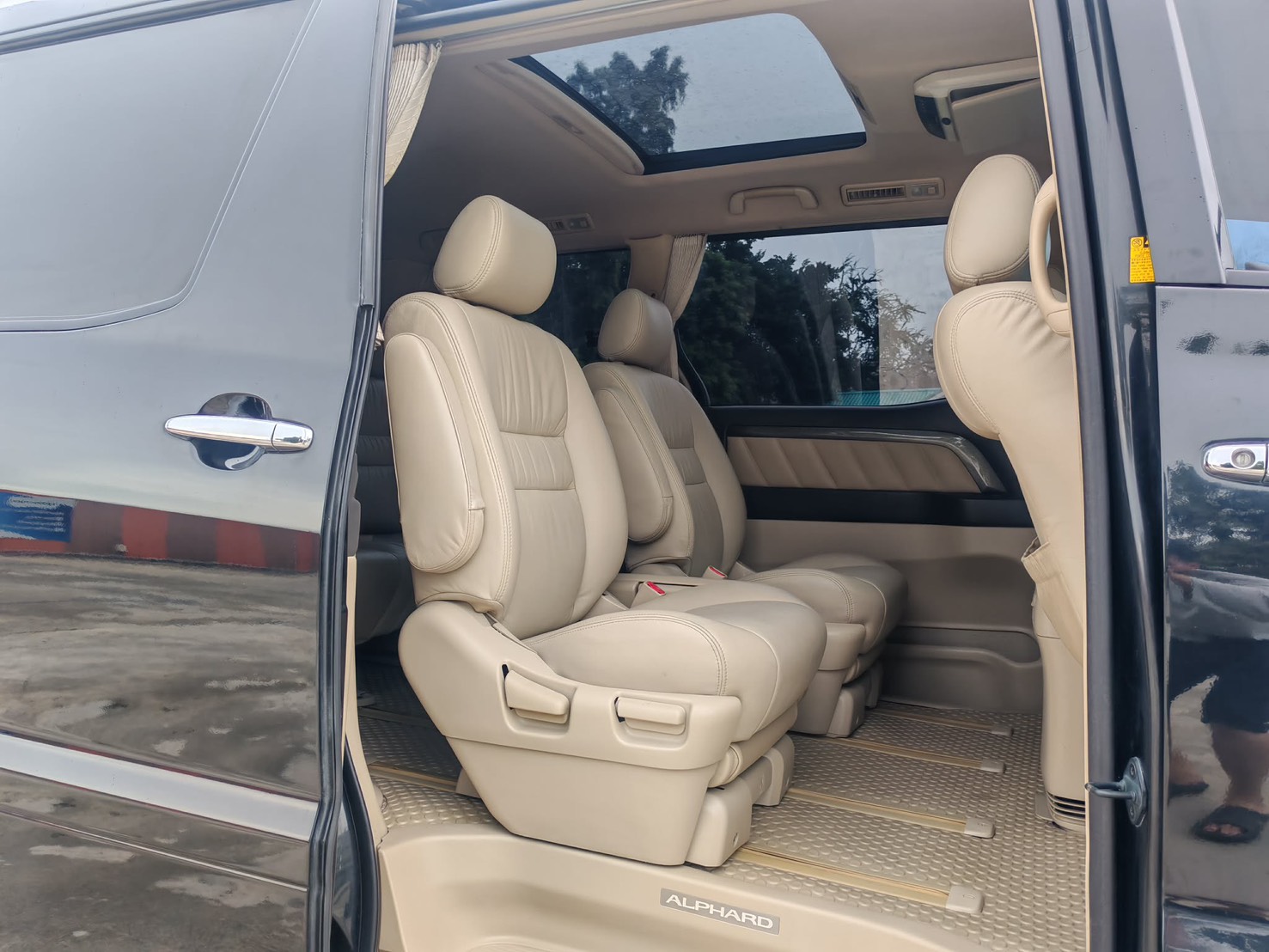 TOYOTA ALPHARD 2.4 HYBRID ปี 2007 - Image 9