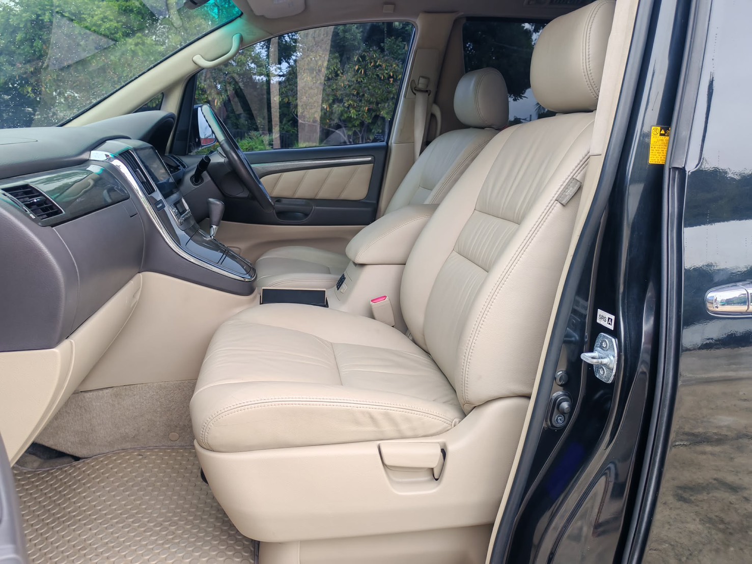 TOYOTA ALPHARD 2.4 HYBRID ปี 2007 - Image 10