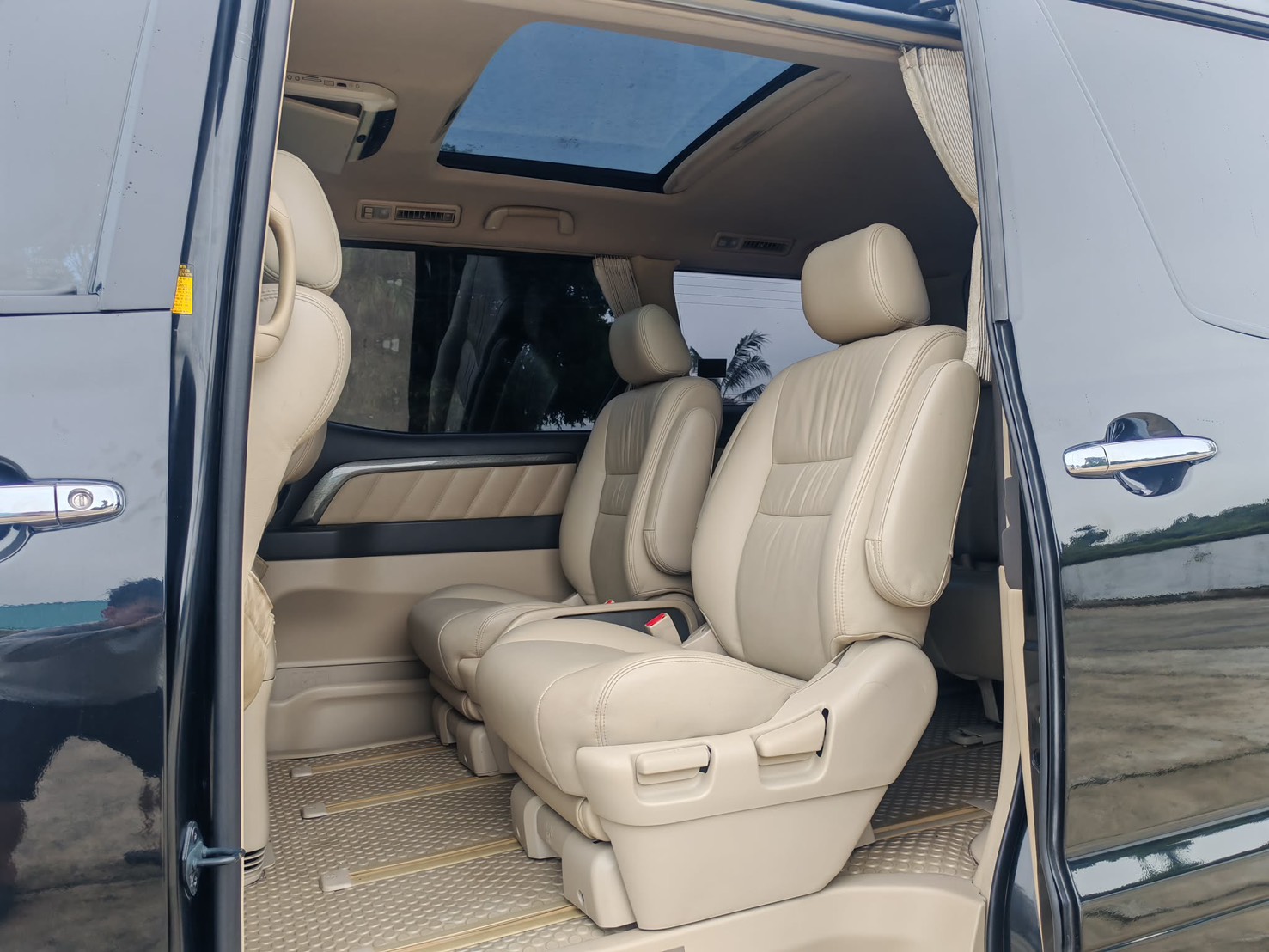 TOYOTA ALPHARD 2.4 HYBRID ปี 2007 - Image 11
