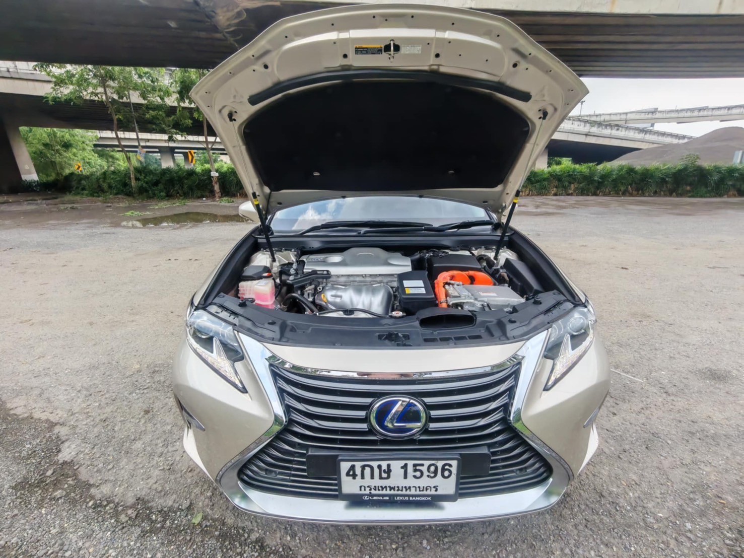Lexus ES300H 2.5 Hybrid ปี 2015 จด 2016 - Image 18