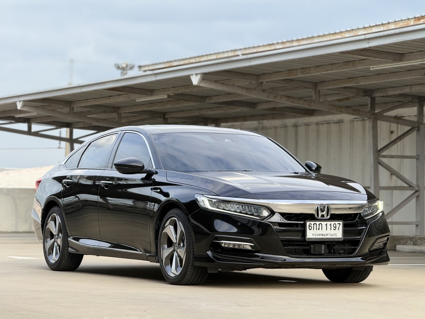 HONDA ACCORD, 2.0 HYBRID TECH ปี2019 - Image 4