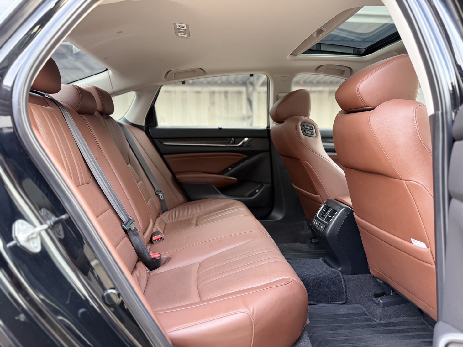 HONDA ACCORD, 2.0 HYBRID TECH ปี2019 - Image 9