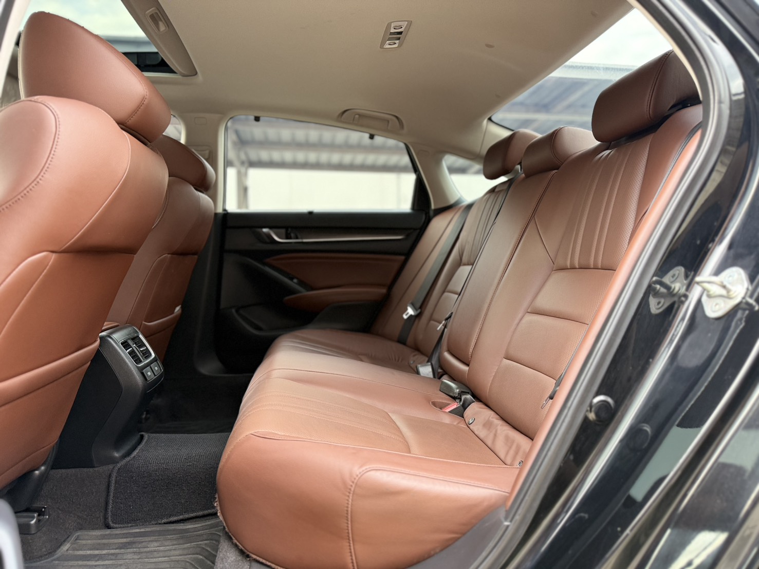 HONDA ACCORD, 2.0 HYBRID TECH ปี2019 - Image 11