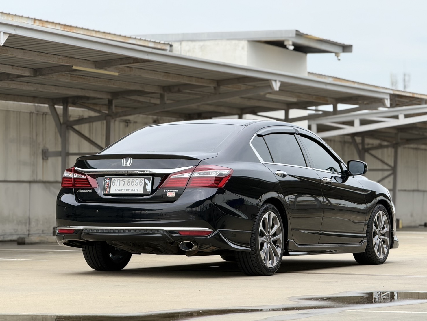 HONDA ACCORD 2.0(EL) MNC ปี 2017 - Image 5