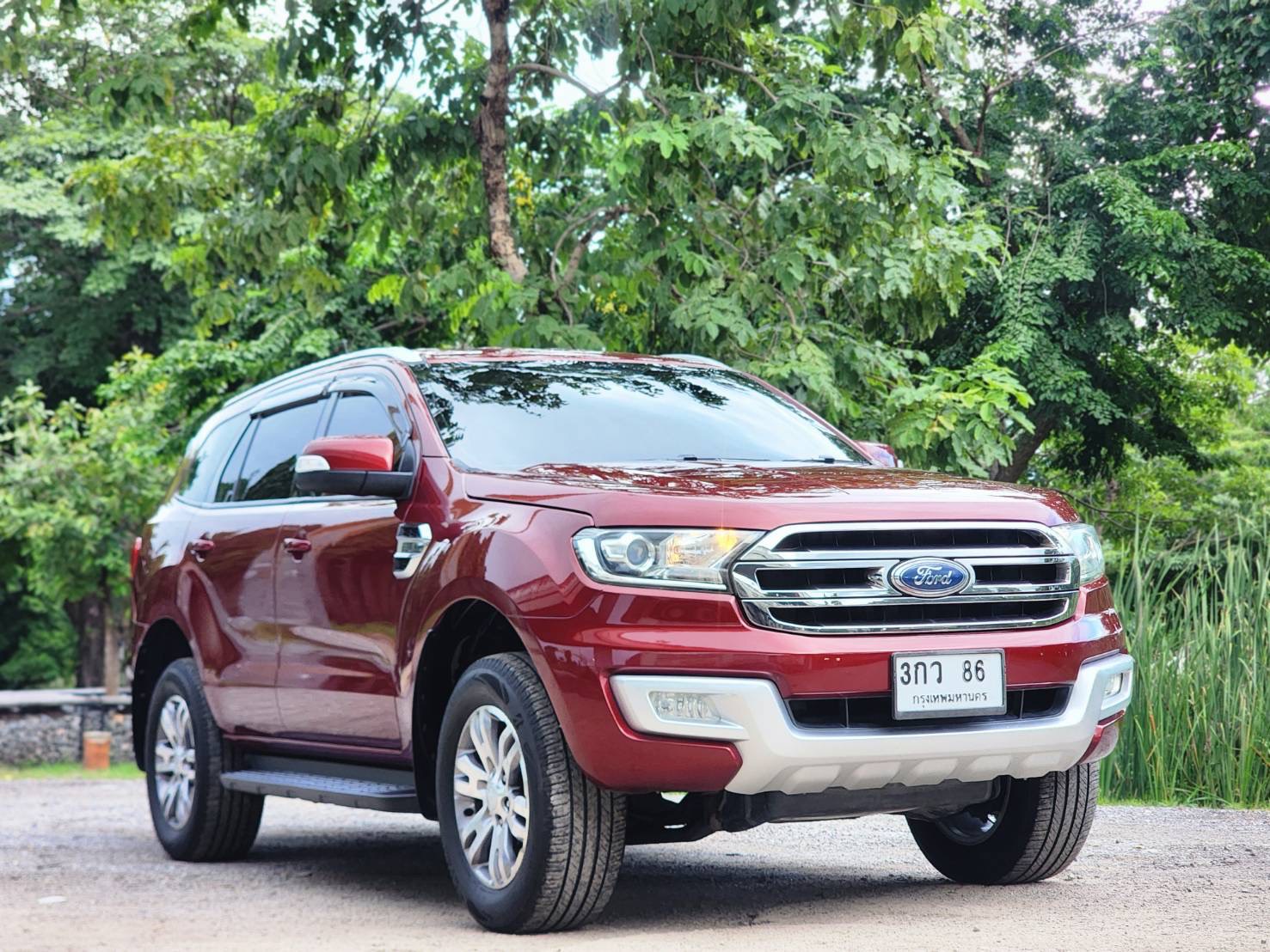 FORD EVEREST 2.2 Titanium ปี 2015 จดทะเบียน ปี 2016 - Image 4