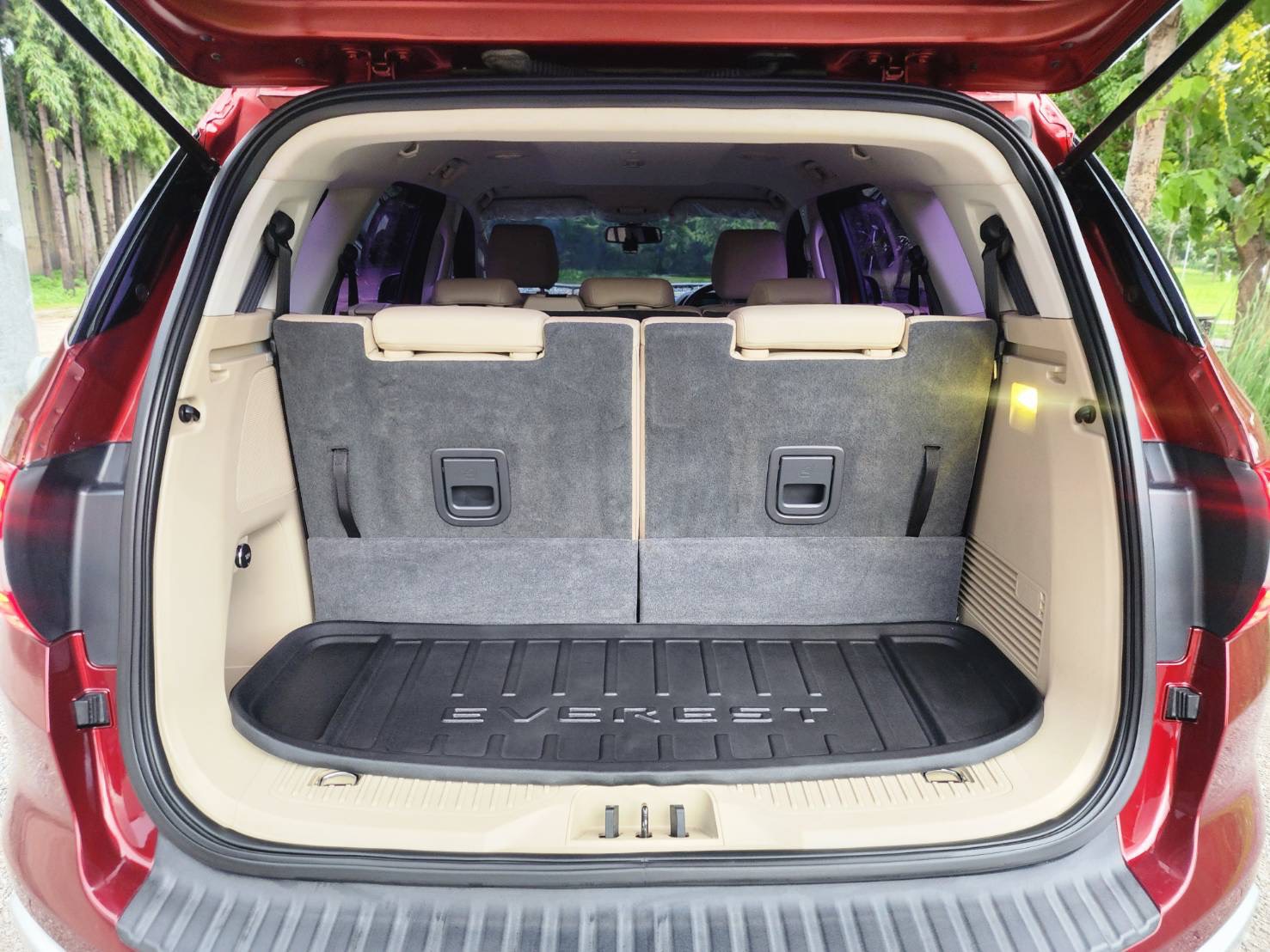 FORD EVEREST 2.2 Titanium ปี 2015 จดทะเบียน ปี 2016 - Image 16