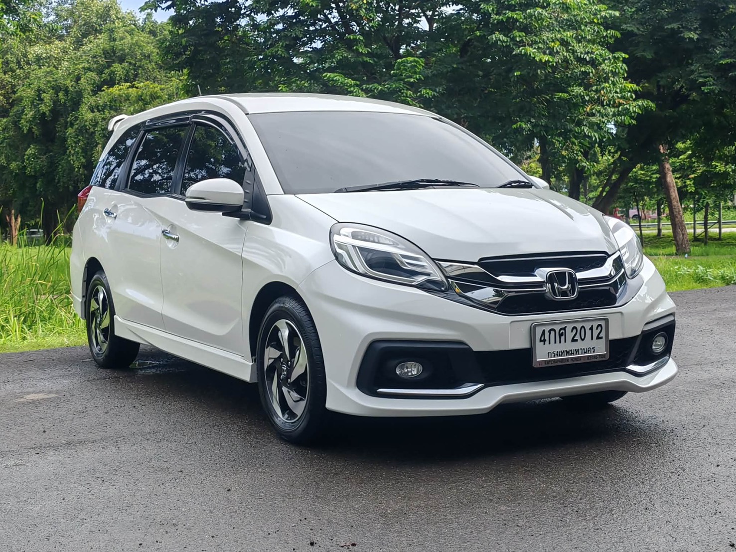Honda Mobilio 1.5 RS ปี 2015จด 2016 - Image 4