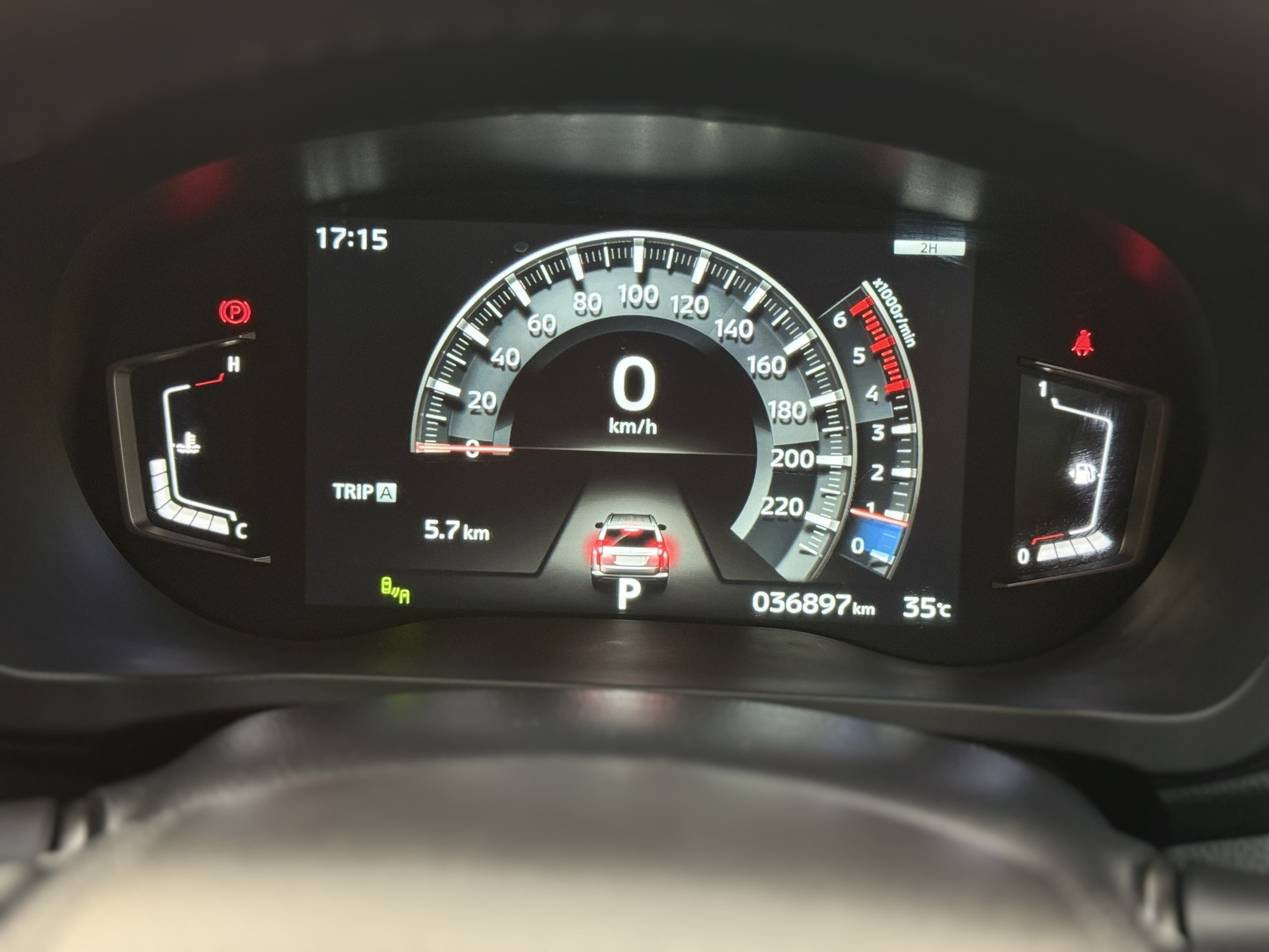 Mitsubishi Pajero Sport 2.4 GT Elite Edition ขับ4 ตัวพิเศษปี 2023 - Image 16